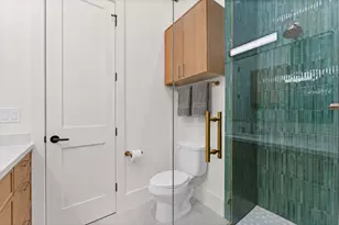 112 E 27th St, Houston, TX 77008 - Photo 14