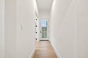 112 E 27th St, Houston, TX 77008 - Photo 32