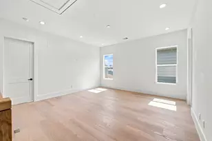 112 E 27th St, Houston, TX 77008 - Photo 24