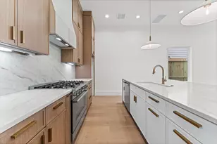 112 E 27th St, Houston, TX 77008 - Photo 10