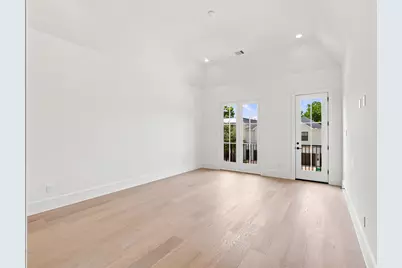 112 E 27th Street, Houston, TX 77008 - Photo 16