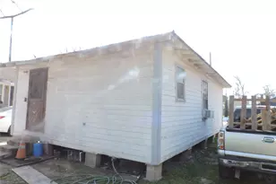 1002 Wilburforce St, Houston, TX 77091 - Photo 6