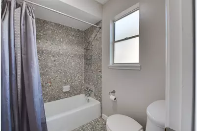 5019 Oak Shadows Drive, Houston, TX 77091 - Photo 46