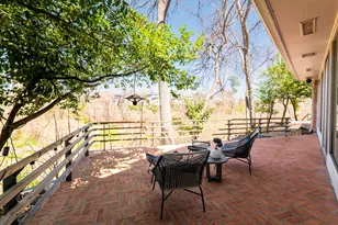 210 Pine Hollow Ln, Houston, TX 77056 - Photo 40