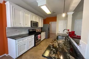 3511 Paigewood Dr, Pearland, TX 77584 - Photo 2