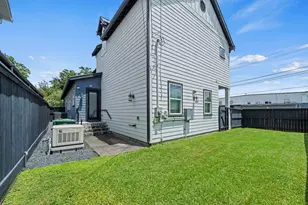 301 Cordell St, Houston, TX 77009 - Photo 26