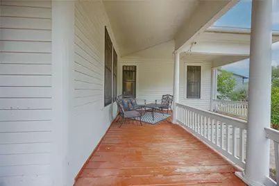 403 E 7th Street, Flatonia, TX 78941 - Photo 4