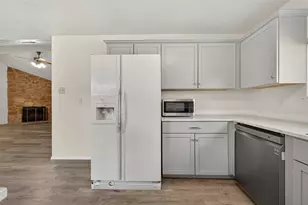 1915 Aldates Dr, Houston, TX 77015 - Photo 18