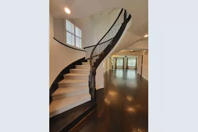 8811 Van Allen Drive, The Woodlands, TX 77381 - Photo 6