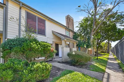 724 Country Place Drive #E, Houston, TX 77079 - Photo 42