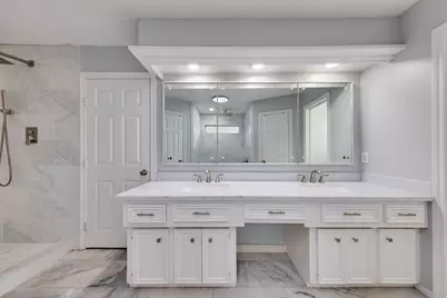 3531 Deerbrook Drive, Houston, TX 77339 - Photo 16