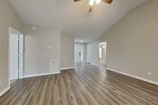 19018 Oakway Dr, Humble, TX 77346 - Photo 2