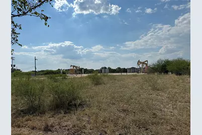 506 S Colorado Street, Flatonia, TX 78941 - Photo 20