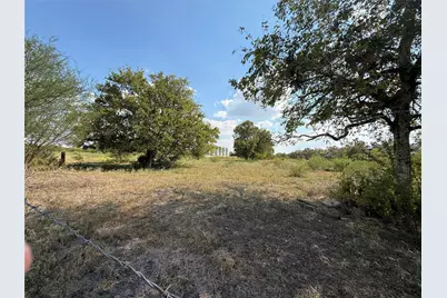 506 S Colorado Street, Flatonia, TX 78941 - Photo 16