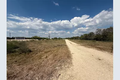506 S Colorado Street, Flatonia, TX 78941 - Photo 12