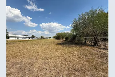 506 S Colorado Street, Flatonia, TX 78941 - Photo 18