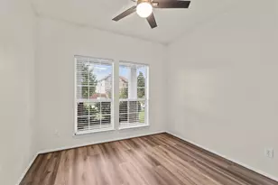 1069 Shadow Glenn Dr, Conroe, TX 77301 - Photo 16