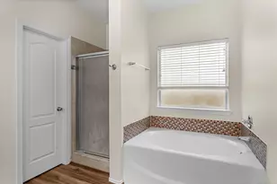1069 Shadow Glenn Dr, Conroe, TX 77301 - Photo 10
