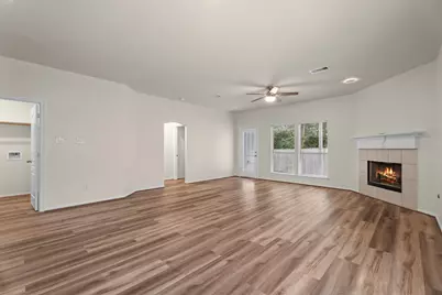 1069 Shadow Glenn Drive, Conroe, TX 77301 - Photo 8