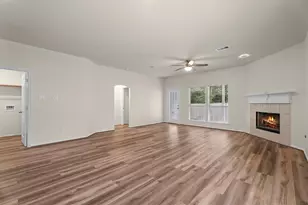 1069 Shadow Glenn Dr, Conroe, TX 77301 - Photo 8