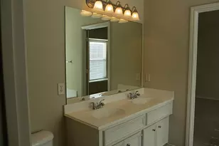 6031 Lynwood Banks Ln, Houston, TX 77092 - Photo 12