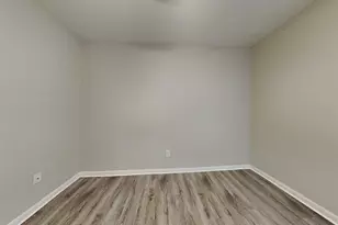 18019 Kinsale Valley Ln, Houston, TX 77060 - Photo 10