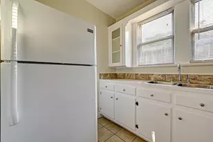 1748 Richmond Ave, Houston, TX 77098 - Photo 10