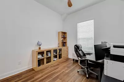 38 S Pinto Point Circle, The Woodlands, TX 77389 - Photo 10