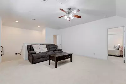 38 S Pinto Point Circle, The Woodlands, TX 77389 - Photo 40