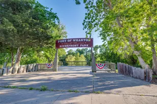 316 Nicholas Rd, Wharton, TX 77488 - Photo 6