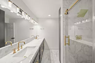 6010 Rutherglenn Dr, Houston, TX 77096 - Photo 16