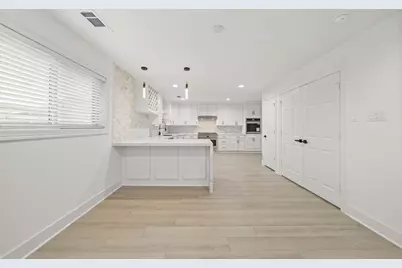 6010 Rutherglenn Drive, Houston, TX 77096 - Photo 8