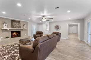 13800 6th St, Santa Fe, TX 77517 - Photo 2