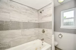 18734 Shannon Glen Ln, Houston, TX 77084 - Photo 12