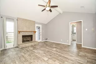 18734 Shannon Glen Ln, Houston, TX 77084 - Photo 10