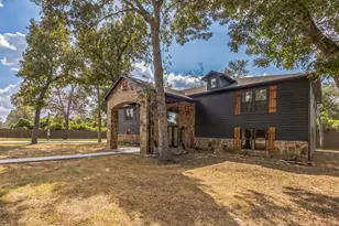 24578 Derry St, Hempstead, TX 77445 - Photo 1