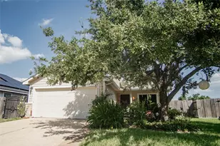 11042 WARATH Oak Ct, Houston, TX 77065 - Photo 1