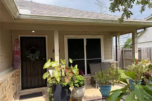 11042 WARATH Oak Ct, Houston, TX 77065 - Photo 6