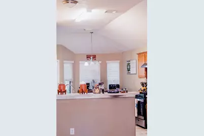 11042 Warath Oak Court, Houston, TX 77065 - Photo 32