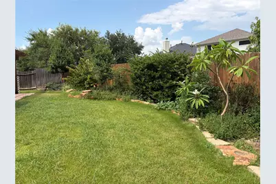 11042 Warath Oak Court, Houston, TX 77065 - Photo 10