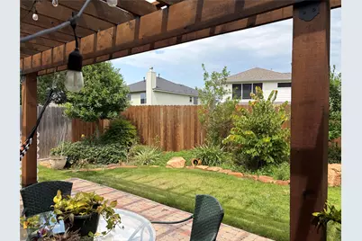 11042 Warath Oak Court, Houston, TX 77065 - Photo 14