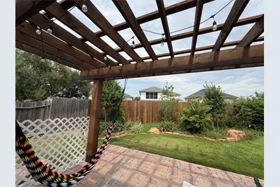 11042 Warath Oak Court, Houston, TX 77065 - Photo 18