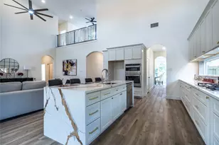 4021 McDermed Dr, Houston, TX 77025 - Photo 22