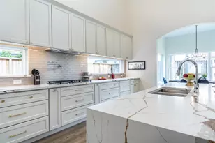 4021 McDermed Dr, Houston, TX 77025 - Photo 16