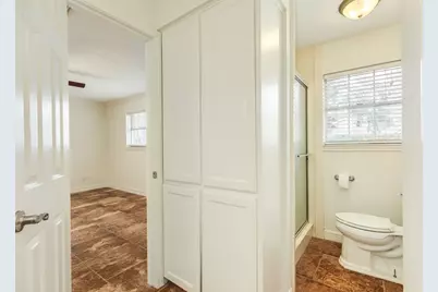 200 Wentworth Dr, West Columbia, TX 77486 - Photo 24