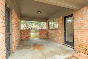 200 Wentworth Dr, West Columbia, TX 77486 - Photo 8