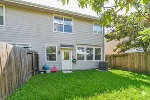 11823 Keystone Spring Way, Houston, TX 77089 - Photo 32