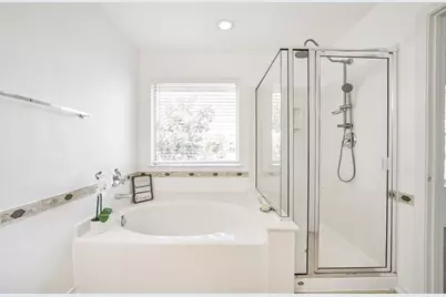 11823 Keystone Spring Way, Houston, TX 77089 - Photo 22