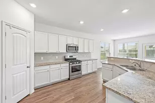 17223 Bainham Forest Trl, Hockley, TX 77447 - Photo 6