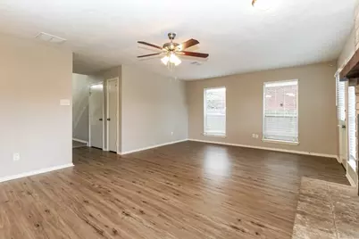 1918 Hunnington Drive, Conroe, TX 77303 - Photo 4